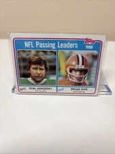 1980 PASSING LEADERS Topps 1981 Card #1 RON JAWS JAWORSKI Eagles / BRIAN SIPE Nm