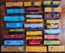  Lot Of 27 Athearn  Other Ho Scale Train Cars No Boxs caboose G.I. JOE Heinz 