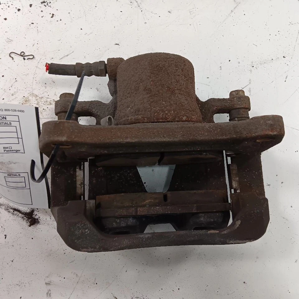 Pinza de freno delantera izquierda para conductor Jeep Renegade 15-18 Foto 2 de 4