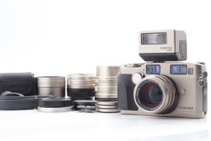 3 Objektive [N NEUWERTIG MIT MOTORHAUBE] Contax G2 Filmkamera 28 mm 45 mm...