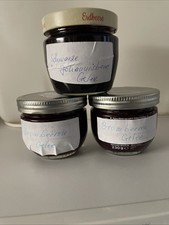 2Gläser von je 230 ml Brombeeren Gelee und 1...
