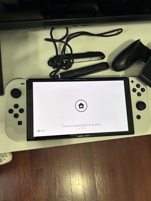 Nintendo Switch OLED Model Console White Joy-Con Wi-Fi HDMI USB-C