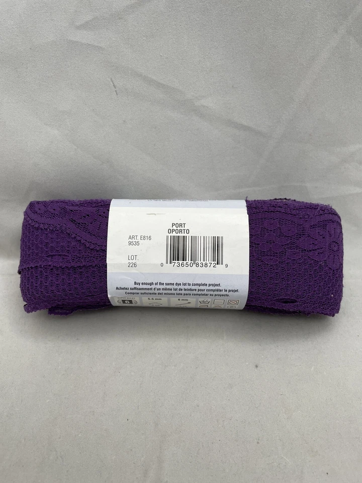 Red Heart Boutique Sassy Lace Yarn Port 27 Yards Purple - Image 2 of 4
