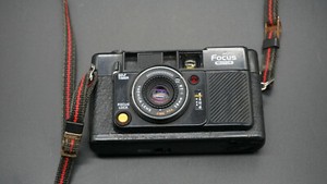 Yashica Full Automatic AF Motor Kompakt Foto Kamera 38mm 2.8 Objektiv ungetestet