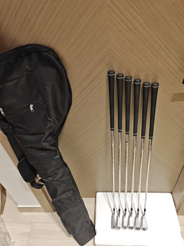 Titleist AP2 712 Forged Irons 5-PW Stiff Flex Right Hand Mens Golf Clubs - Image 3 of 4