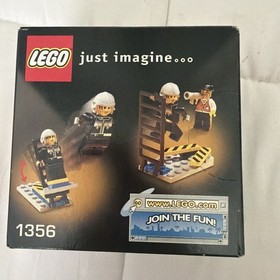 Lego Studios 1356 Stunt Man Catapult NEW movie director minifigure VINTAGE