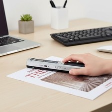 Handheld Scanner for Photos and Documents, 900 DPI, Flat Scanning Feature