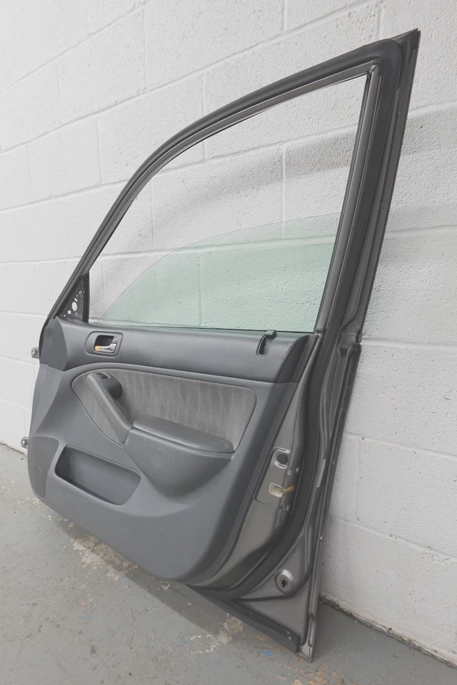 2001-2005 HONDA CIVIC SEDAN RIGHT SIDE FRONT DOOR (OEM) COMPLETE Foto 4 de 4