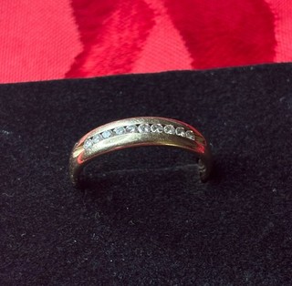 Men's Diamond Band 14K Yellow Gold with 10 Chanel Round Diamond.