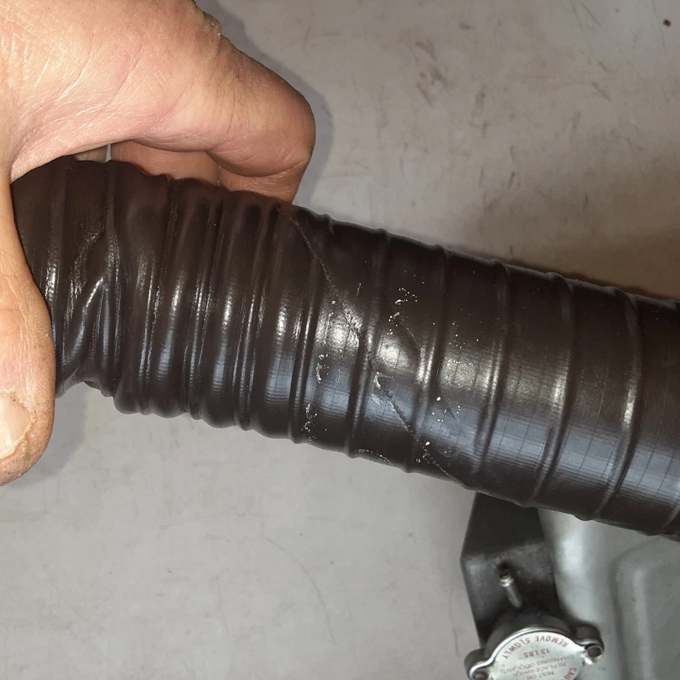 Intercooler aire/agua superior GMC Typhoon/Sylone 1992-1993 OEM. H2 Foto 3 de 4