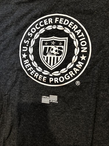 CAMISETA OFICIAL DE LA FEDERACIÓN DE FÚTBOL DE ESTADOS UNIDOS LOGO Hanes Gris Mediana M Usada en Excelente Condición - Imagen 5 de 11