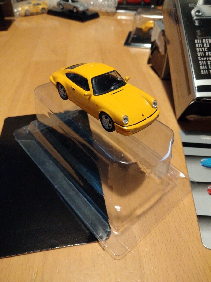 Kyosho 1:64 Porsche 911 GT1 année de construction 1998 rouge 06542R