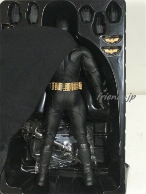 HoT Toys 1/6 MMS13 BATMAN BEGINS Figure Limited Edition 1100 w/Coa