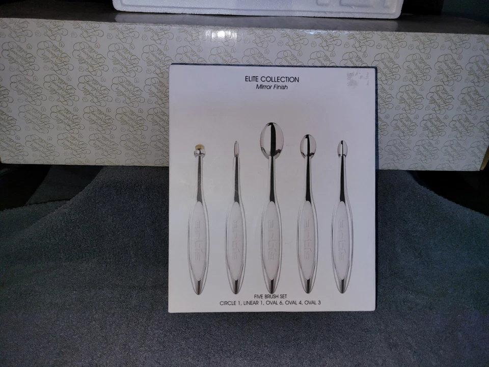 Pinceles de Maquillaje Colección Artis Elite Acabado Espejo, Juego de 5 Piezas Foto 4 de 4