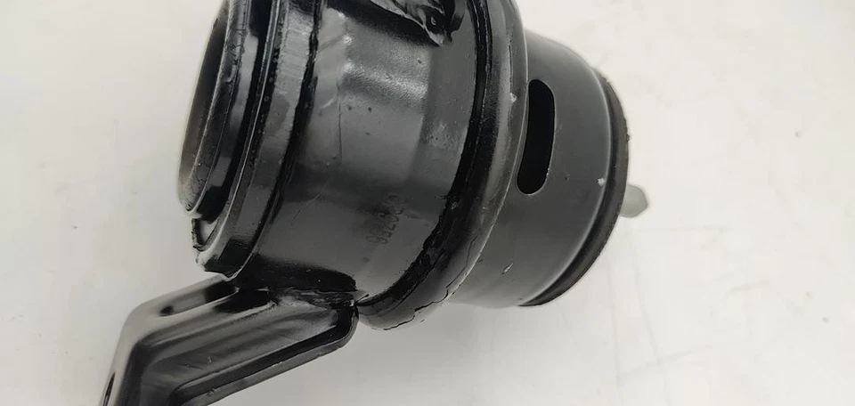 起亚 Soul 发动机电机支架 2010 - 2011 1.6L 升 自动变速器 — 第 3/3 张图片