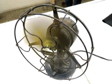 Vintage Century Mod 52 Oscillating Desk Fan