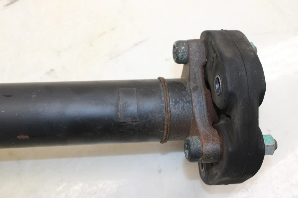 2011-2014 Dodge Challenger SRT8 6.4l M/T Drive Shaft 05038545AA OEM LV50 - Image 3 of 4