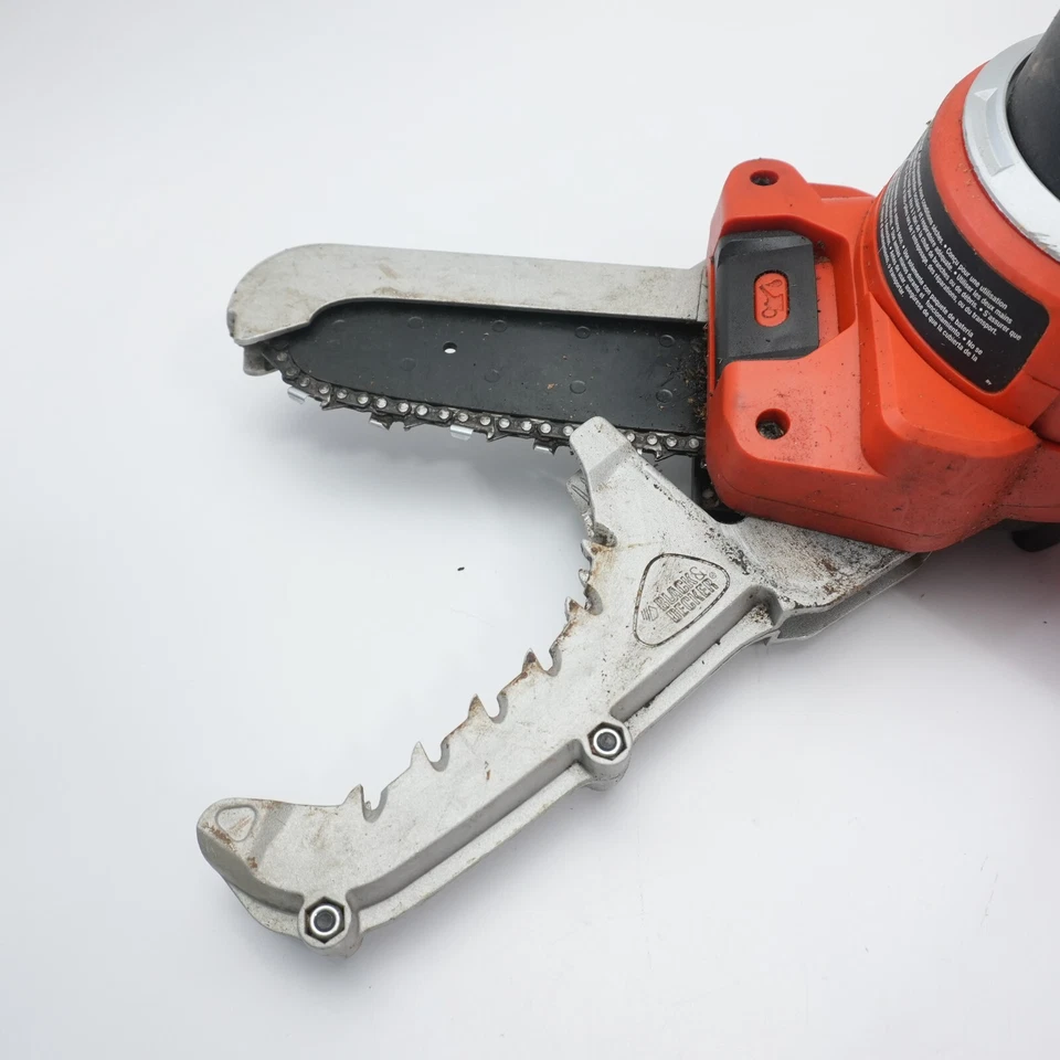 Black & Decker NLP1800 18 Volt Cordless Alligator Lopper Chainsaw - Image 2 of 4
