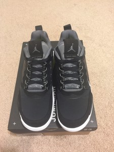 jordan max 200 black volt