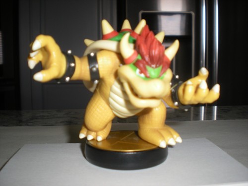Bowser Amiibo Nintendo Super Smash Series loose Figure EUC Black Base - Picture 7 of 7