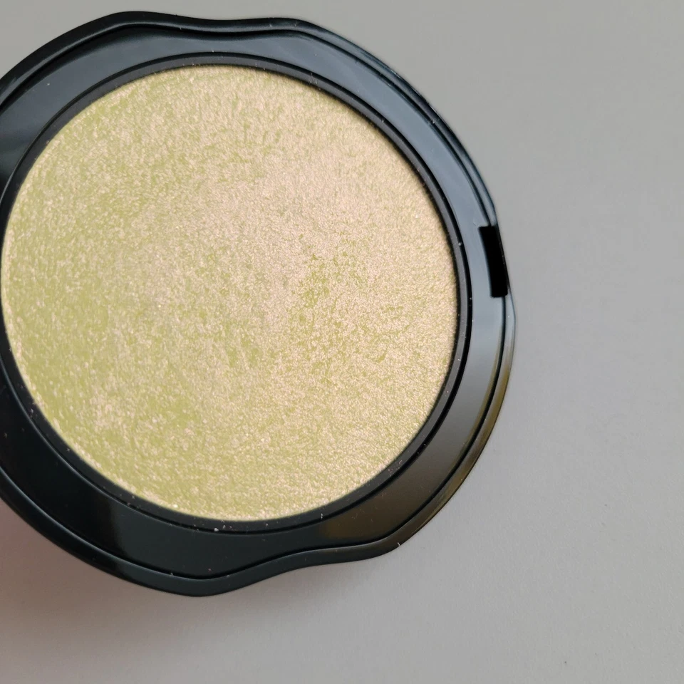 Kat Von D Metal Crush Highlighter GRAVITRON 全尺寸 0.18 盎司全新无盒 — 第 4/4 张图片