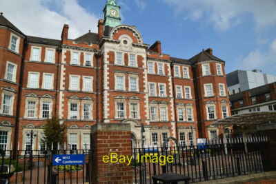 Photo 6x4 Queen Charlotte Hospital Hammersmith 2 c2021