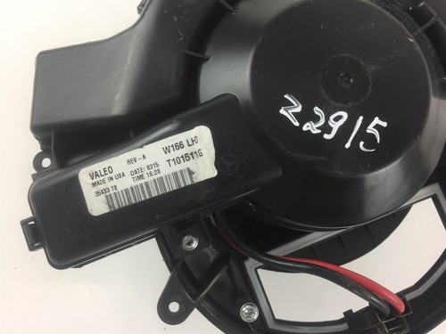 Z2915 MERCEDES BENZ FAN BLOWER MOTOR T101511G - Picture 3 of 4
