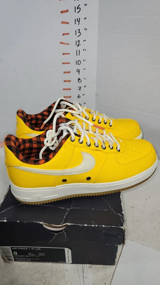 Nike 8 Mens Air Force 1 Low Varsity Maize Picnic Basket Yellow 2017  718152-702 - Image 3 of 4