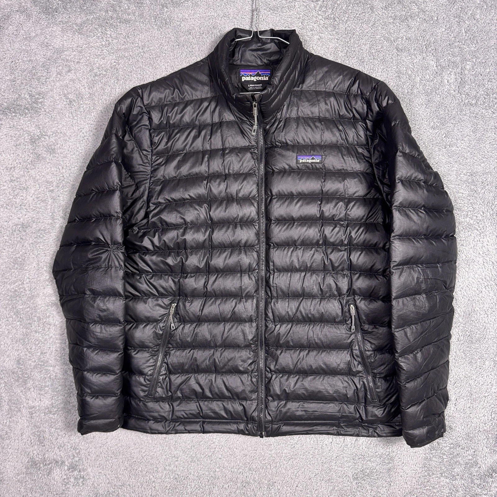 Patagonia Down Sweater Jacket Men L Puffer Quilted Ripstop Full Zip Bomber 84674
Opens in a new wind