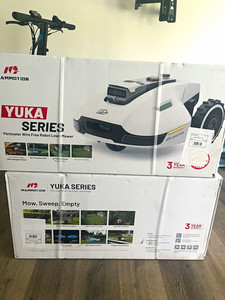Mammotion YUKA Series Perimeter Wire Free Robotic Lawn Mower Battery White/Black