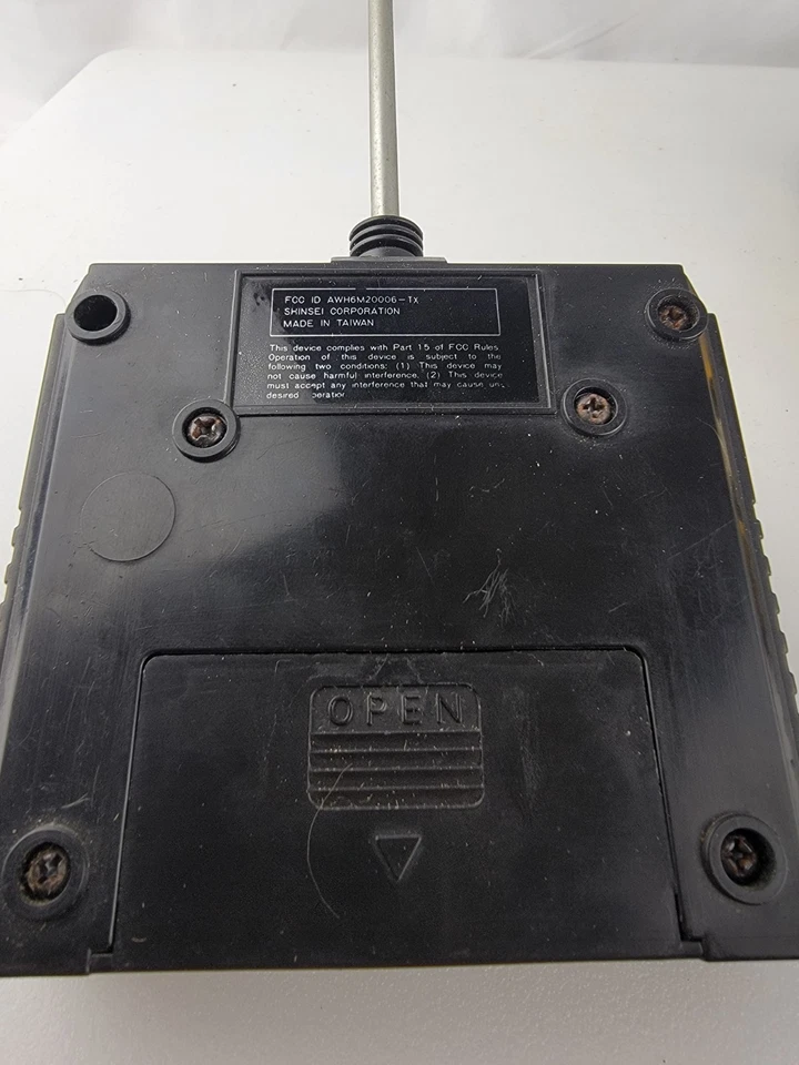 Поврежденный нерабочий пульт дистанционного управления автомобиля Дейл Эрнхардт #3 Wrangler RC автомобиля - Изображение 4 из 4