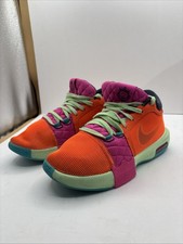 Nike Lebron Witness 8 Basketball Sneakers Men's Size 8 Total Orange Thunder Blue