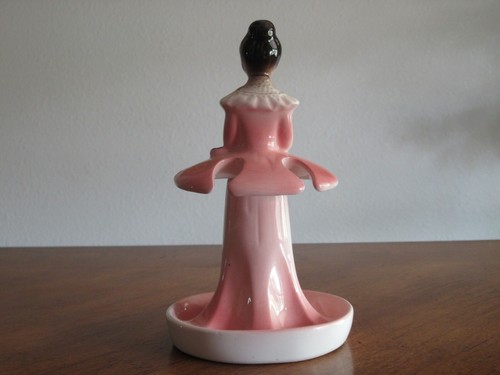 READ* Enesco Mother In Kitchen Prayer Girl Lady Dinner Pink Spoon Storage Rest - Picture 4 of 12