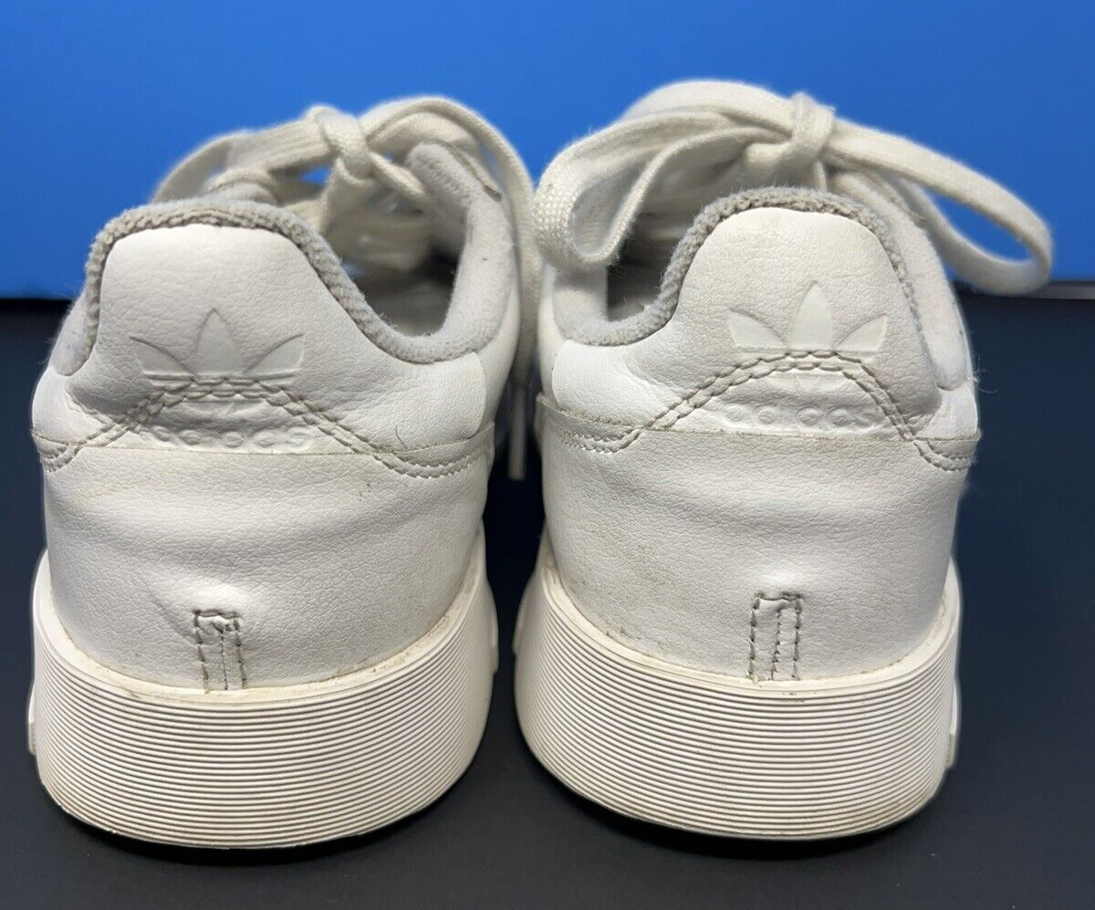 ee7726 adidas