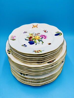 HEREND PORCELAIN HANDPAINTED FRUIT & FLOWERS DINNER, SOUP AND DESSERT PLATES