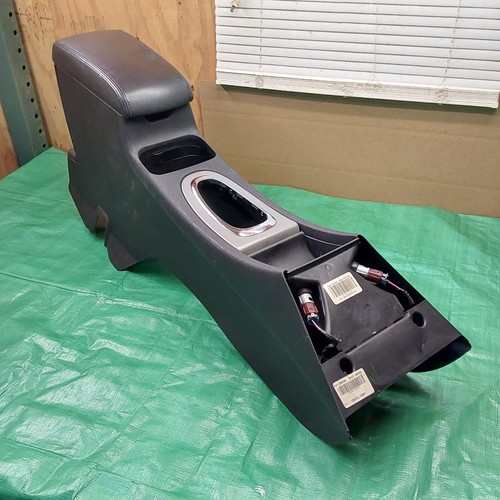 0613 Chevrolet Impala Center Console Assembly OEM Armrest Cup Holder