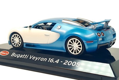 The BUGATTI of Lionel Messi Argentina Flag 1/43 Scale VEYRON Autoart Collectible