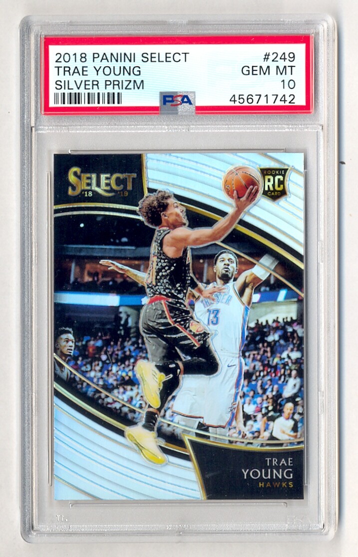 TRAE YOUNG 2018-19 PANINI SELECT #249 COURTSIDE SILVER PRIZM RC PSA 10 GEM MINT