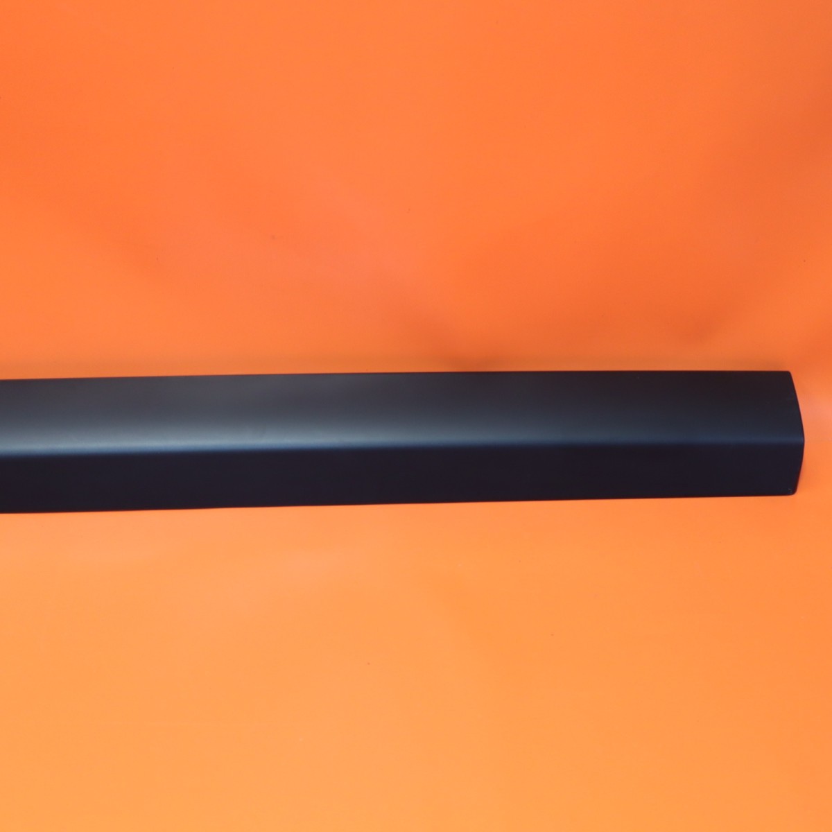 ROLLS ROYCE CULLINAN DOOR MOLDING COVER LEFT FRONT 2017-2022 2023 51137448585