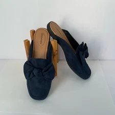 NW/OT Comfortview Navy Faux Suede Mules with Bow Accent
