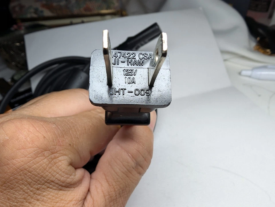 Power Cord 7A / 125V SZC7S SMI 2 Prong Xbox - Image 2 of 4