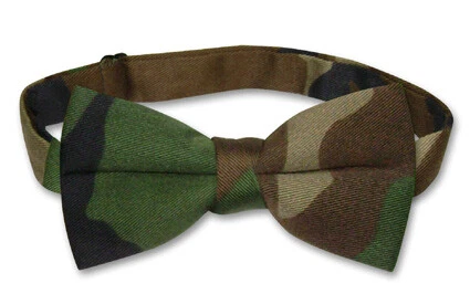 Corbata de arco para hombre COVONA VERDE OSCURO y marrón camuflaje militar diseño militar Foto 2 de 2