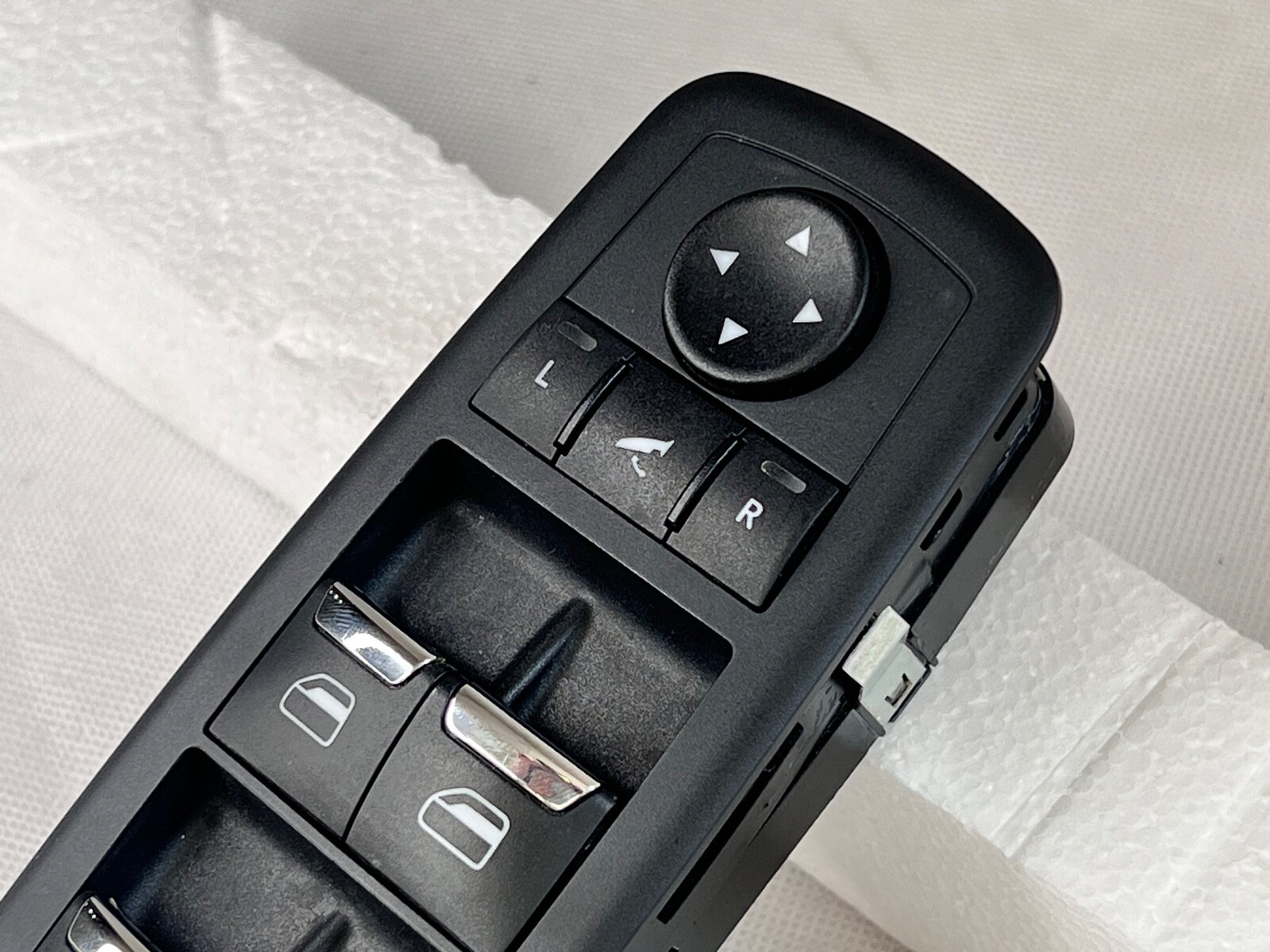 2014-2020 MASERATI GHIBLI LEFT DRIVER FRONT POWER WINDOW MASTER SWITCH OEM