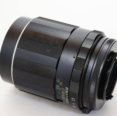 PENTAX SMC Super Multi Coated Takumar 135mm F2.5 M42 lens [Near