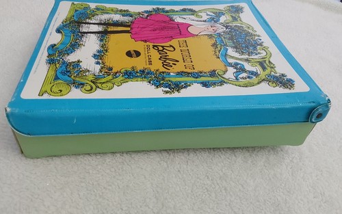 Astuccio bambola vintage 1968 Mattel il mondo di Barbie con accessori abbigliamento Ken USA - Foto 7 di 24