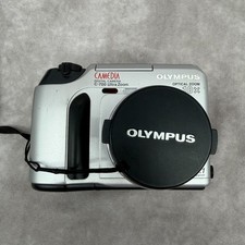 Olympus Camedia C-700 Ultra Zoom 2.1MP Digital Camera Bundle