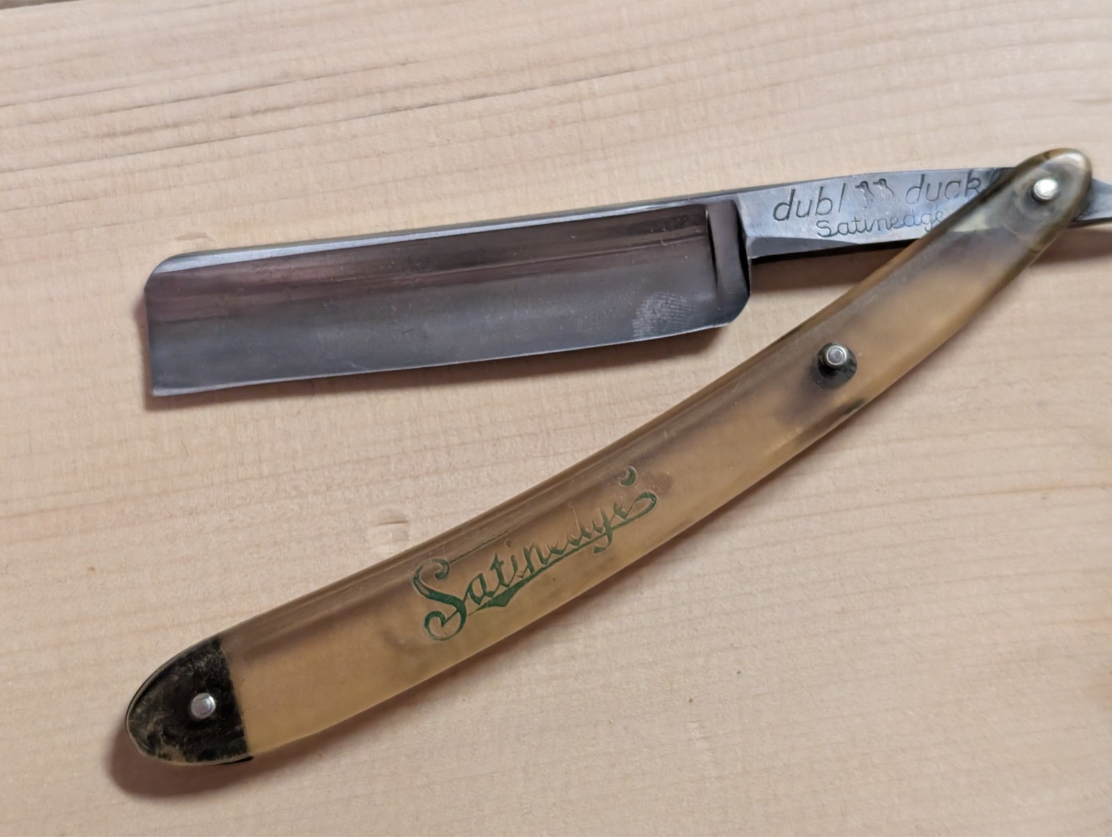 Vintage DUBL DUCK SATINEDGE STRAIGHT RAZOR HANDLE