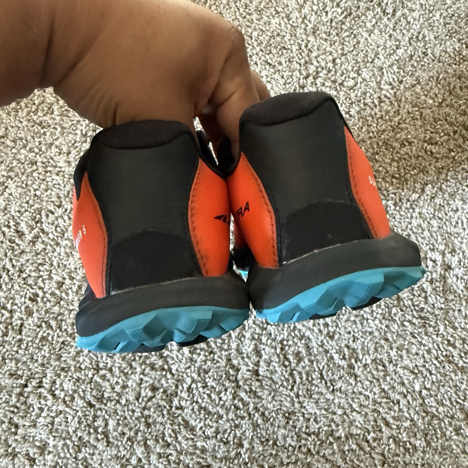 SAOLA Scarpe da trail running uomo Altra Superior 5 taglia 10 arancione stringate basse