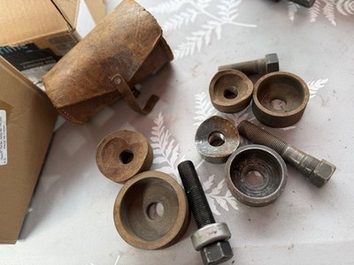 Vintage Greenlee Knockout Punch Set  1 1/2-2 Conduit