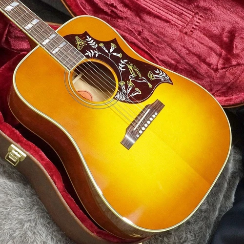 Gibson Hummingbird Original Heritage Cherry Sunburst 992381